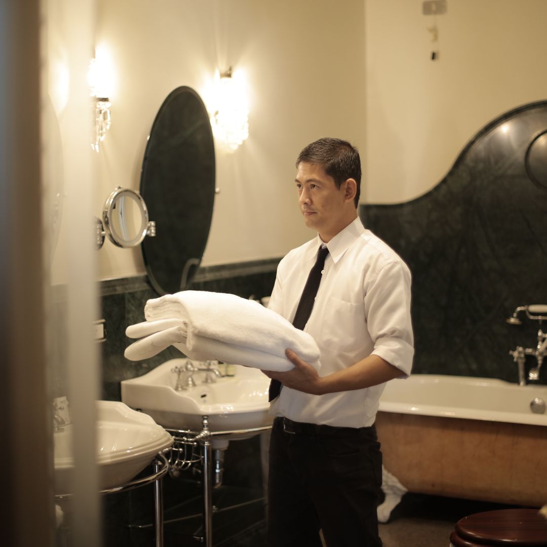 Kat Hizmetleri Eğitimi Sertifika Programı - Otel Personeli İçin Profesyonel Eğitim